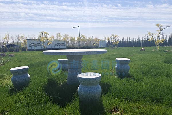 南京岱山陵园，让追忆之河在自然怀抱中流淌
